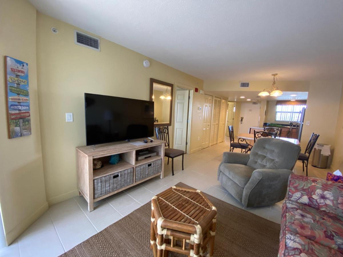 Vistas On The Gulf By Liberte' Aparthotel St. Pete Beach Exterior photo